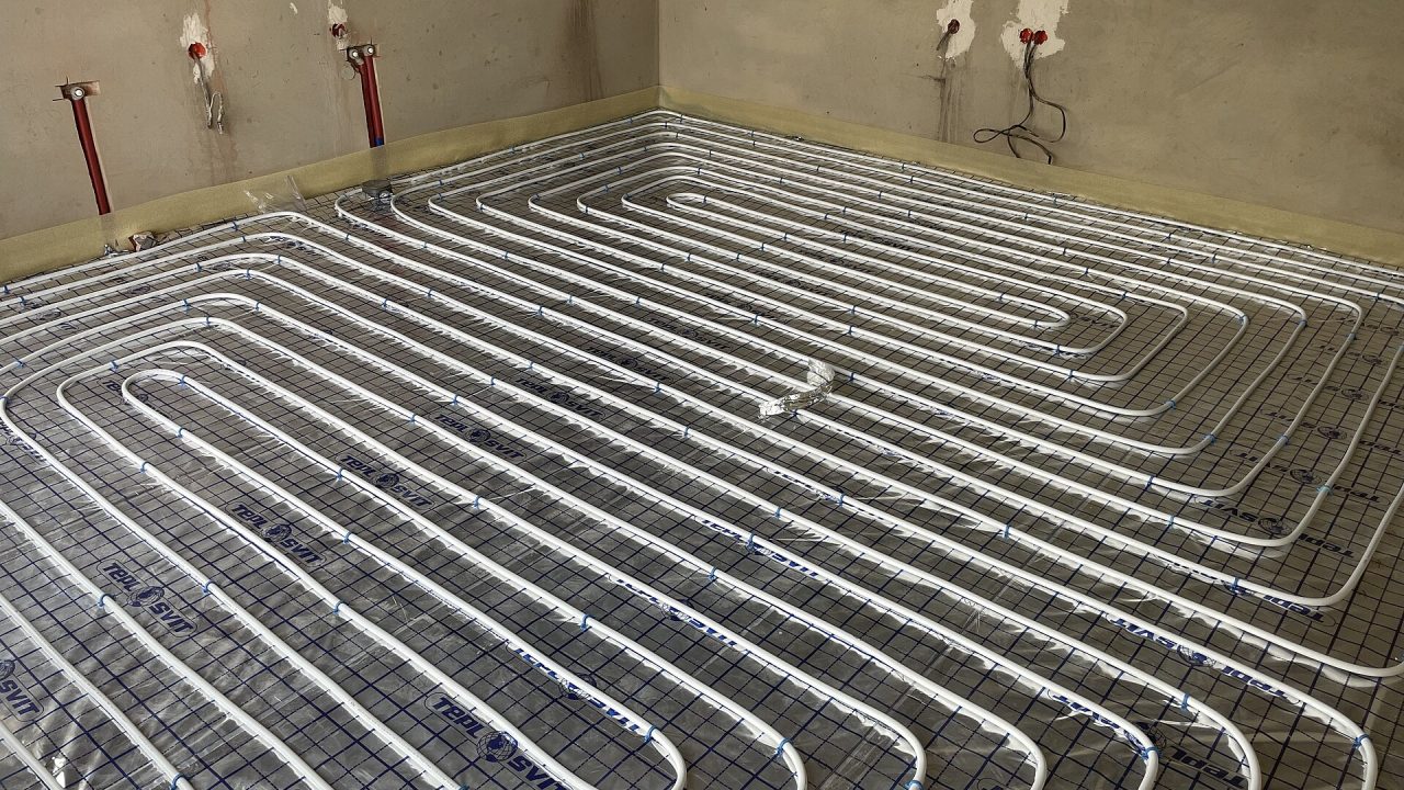 What Underfloor Heating Works Under Bathroom Tile?