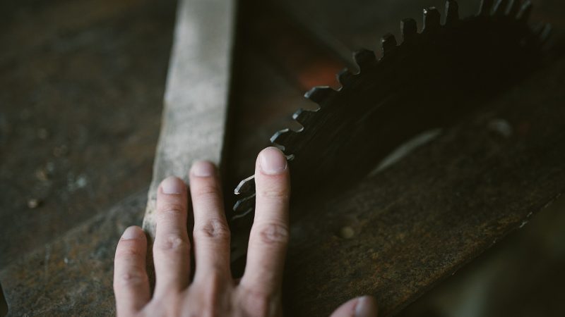 Is It Cheaper to Manage a Renovation Yourself?